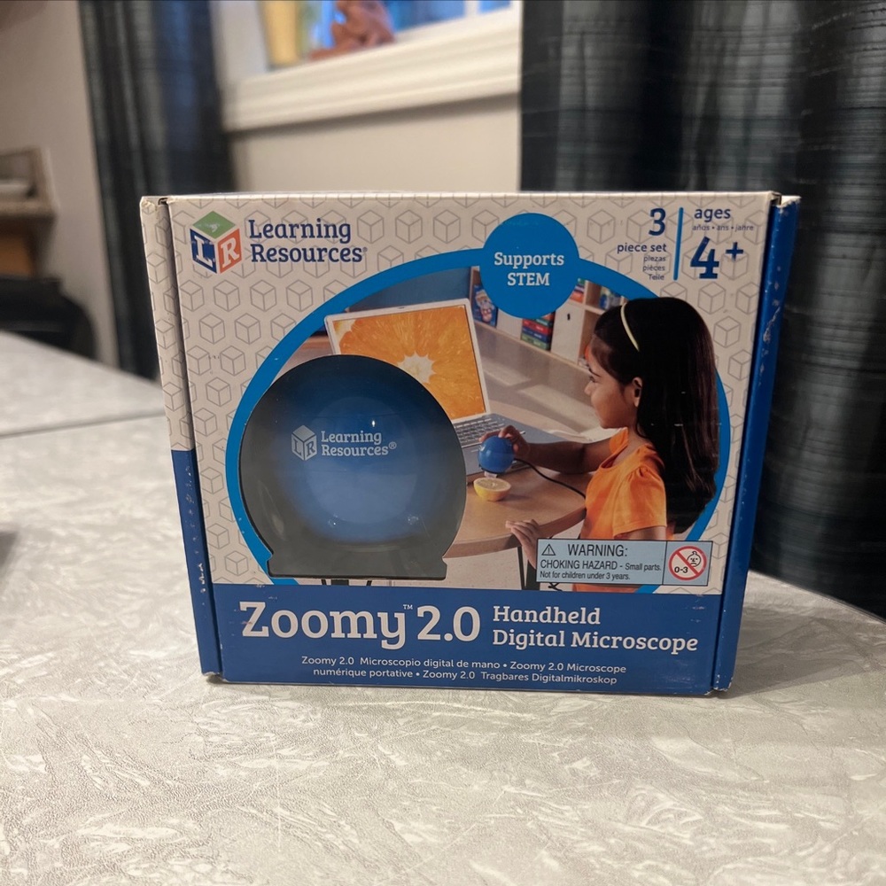 Learning Resources Zoomy 2.0 Handheld Digital Microscope STEM 54X Magnific. NEW!